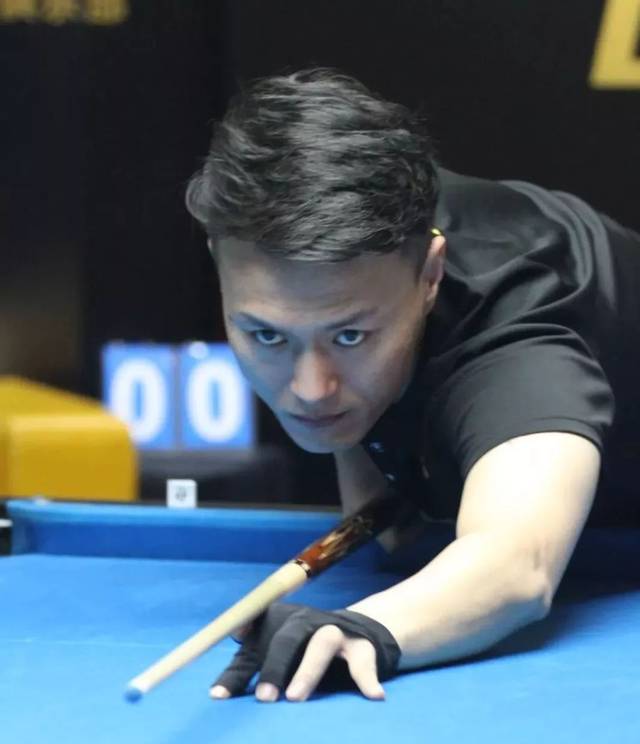 摄影团队和 摄影团队和